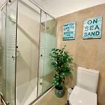 アパート Goldbeach House パタイアス