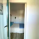 Apartment Goldbeach House *